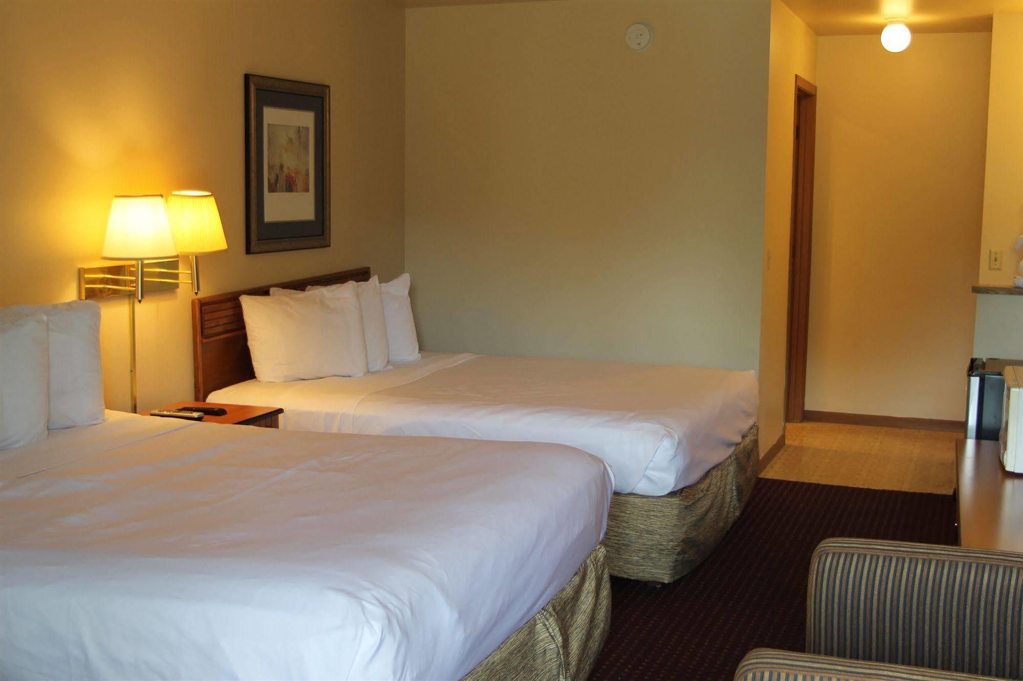 Malibu Inn Lake Delton Extérieur photo
